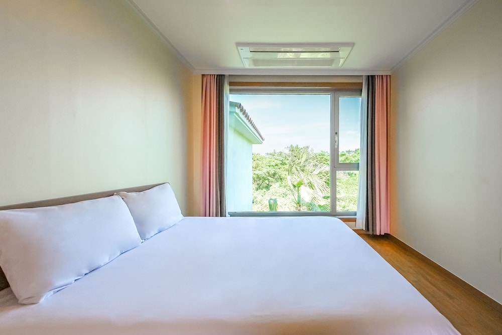 Standard, Double Bed, Harmony Resort 3/4