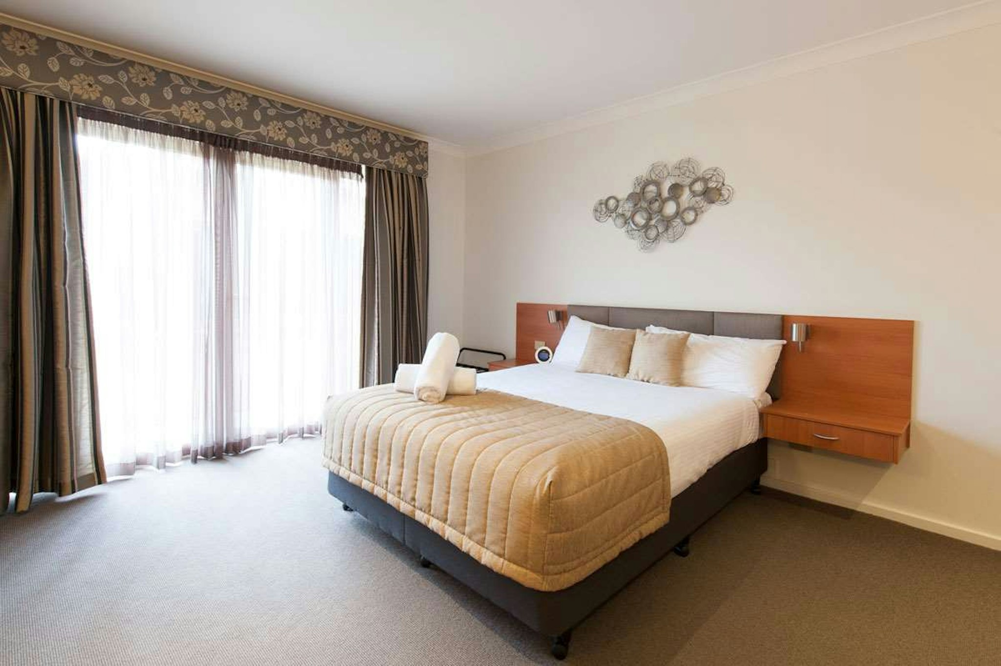 Rsl Club Motel 10/42