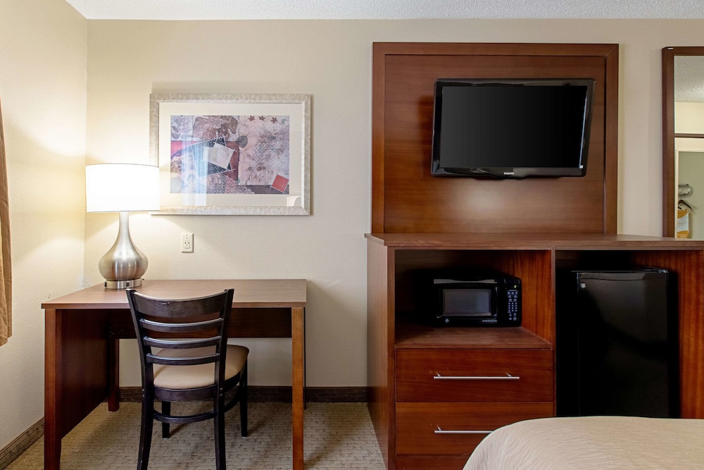 Quality Inn Marysville OH 30/30