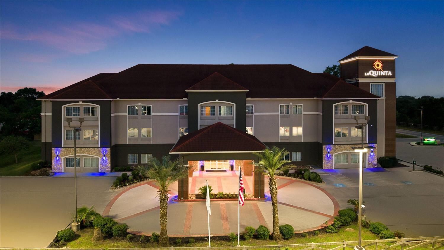 La Quinta Inn & Suites by Wyndham-Brookshire-West Katy 2/39
