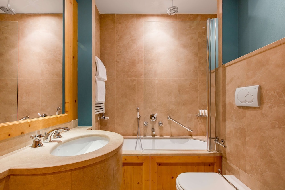 Radisson Residences Savoia Palace Cortina d’Ampezzo 63/65