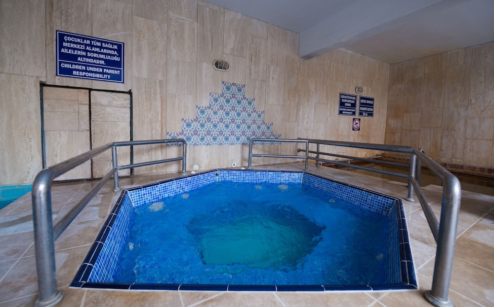 Herakles Thermal Hotel 36/57