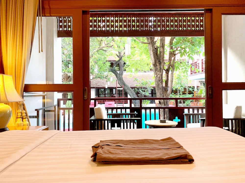 The Rim Chiang Mai 38/75