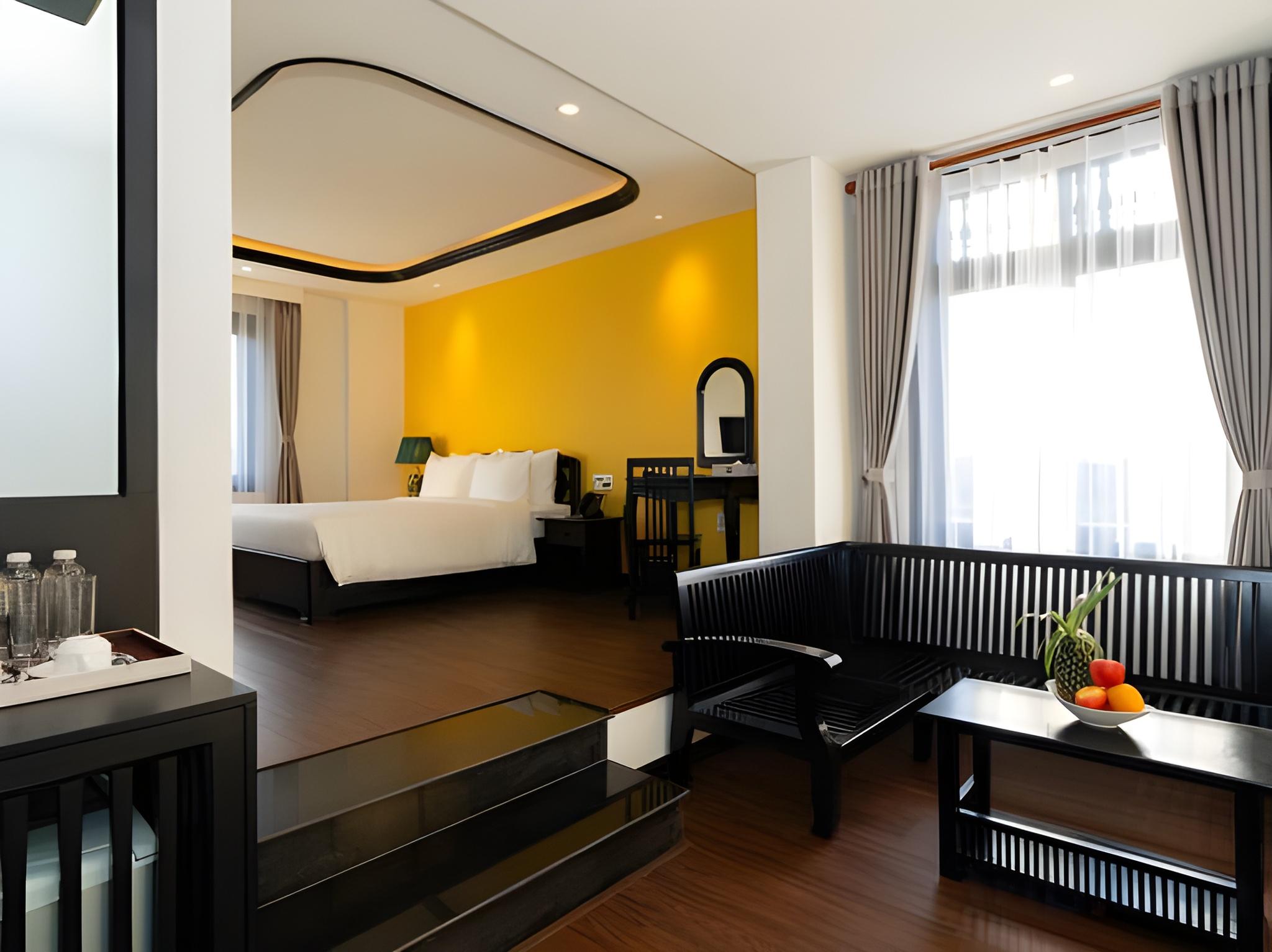 Lantern Suite