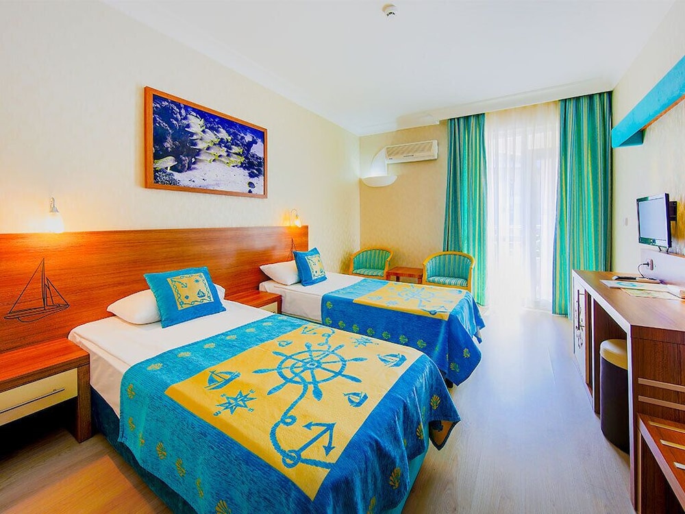 Miarosa Kemer Beach 20/73