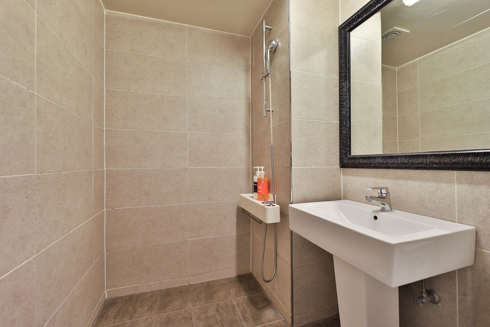 Ara Hotel 38/50