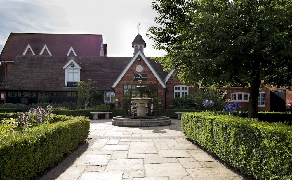 Hempstead House Hotel 61/74