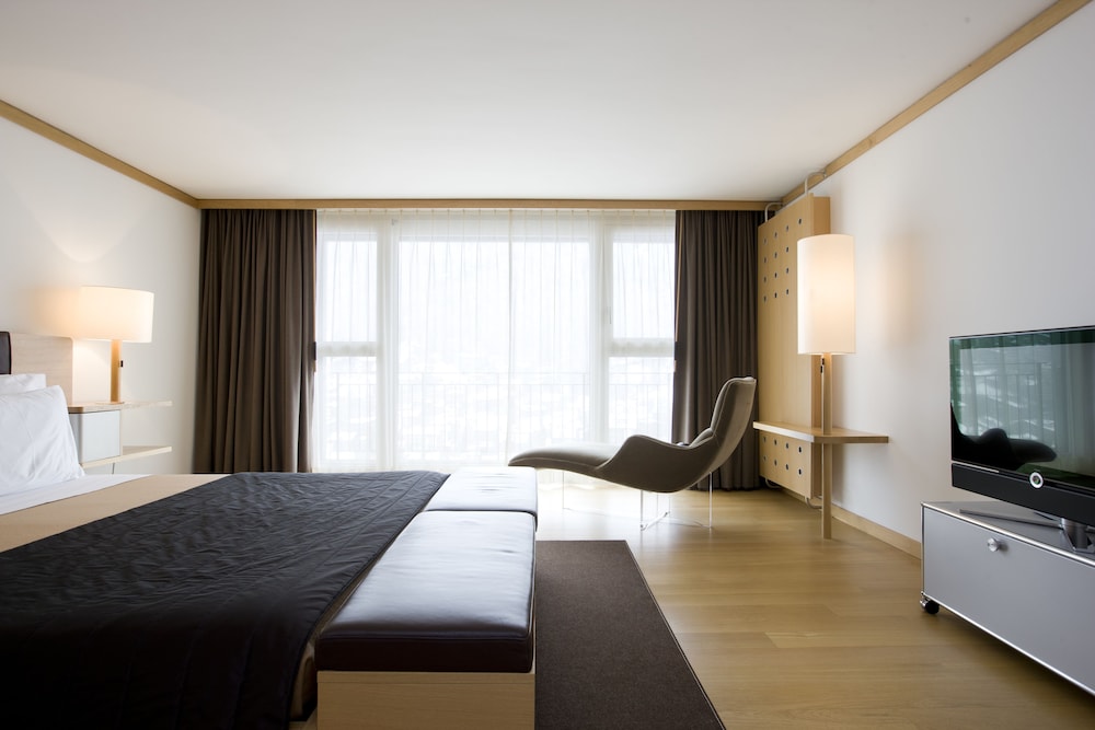 Village, Suite, King Bed, Sofa