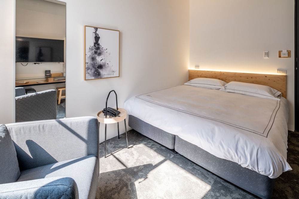 Hotel Si 4/30