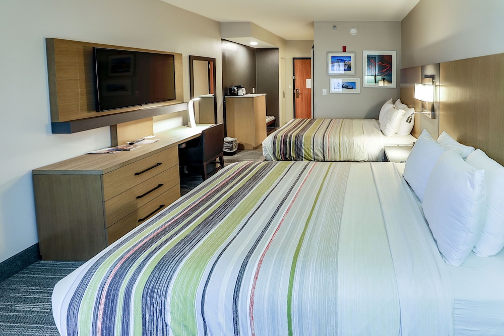 Country Inn & Suites By Radisson Nashville Airport TN 21/70