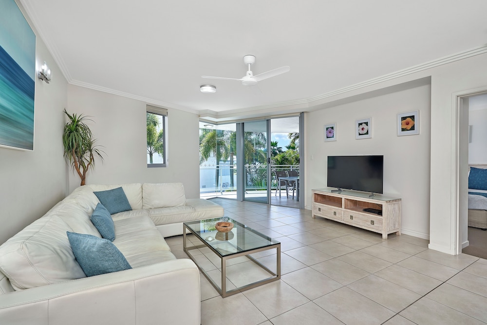 Vision Cairns Apartments 49/72