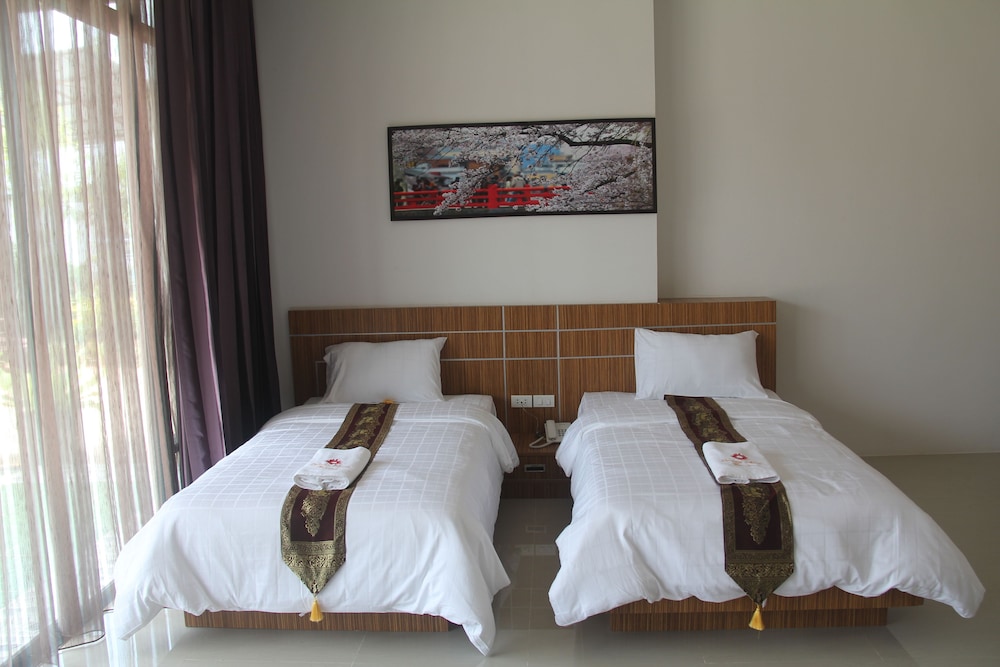 Tawan Anda Garden Hotel 32/45