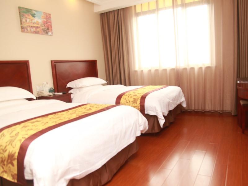 GreenTree Inn Shanghai MinHang District PuJiang Town JiangYue Road Metro Station 11/21