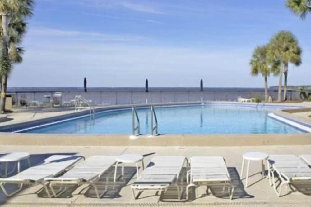 Bay Club of San Destin 51/54