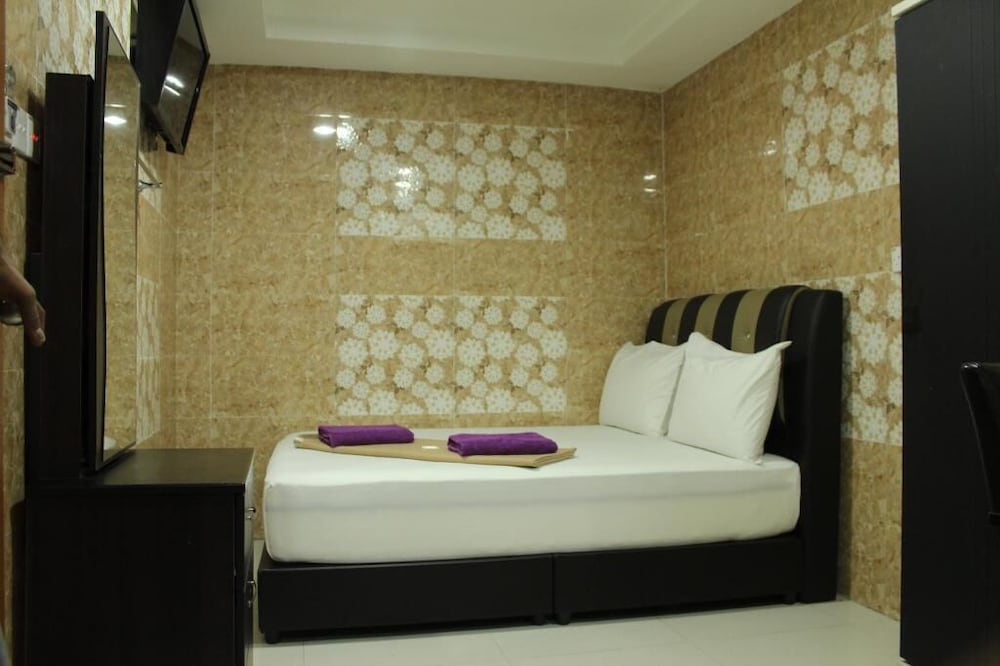 Hotel New Wave Nilai 12/32