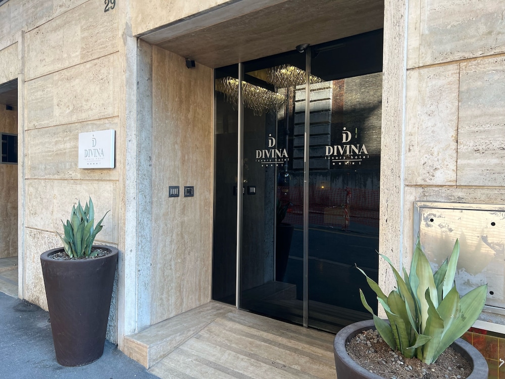 Divina Luxury Hotel 7/55