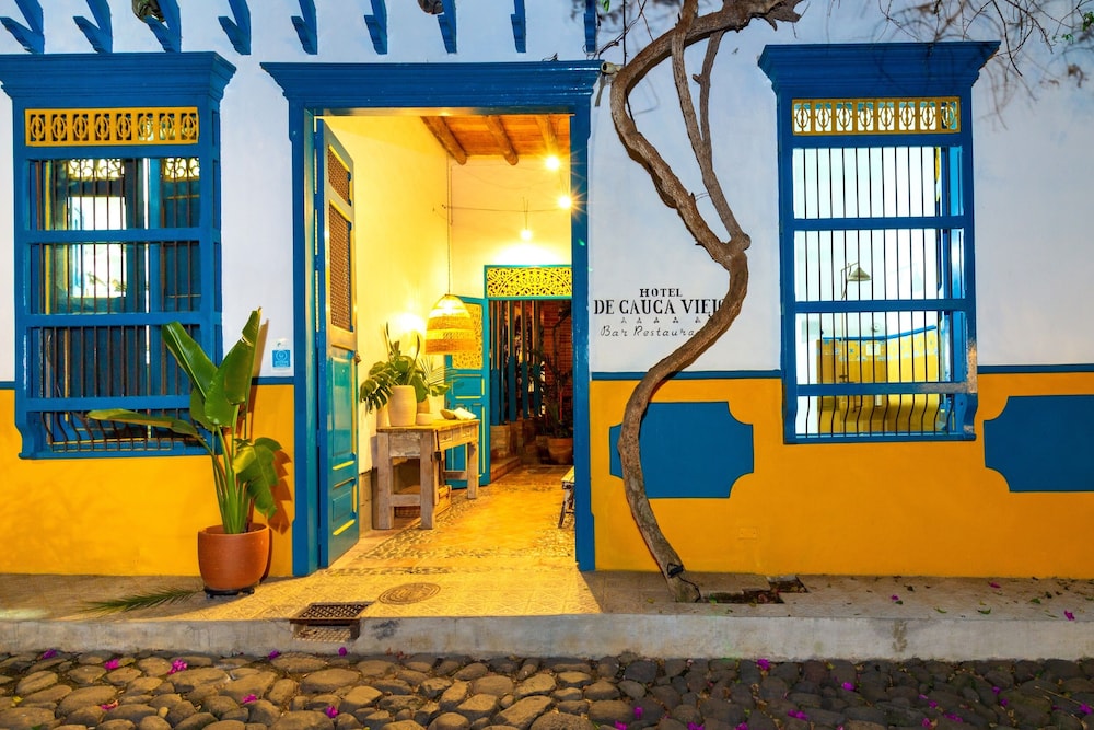 Hotel Cauca Viejo Fundadores 49/59