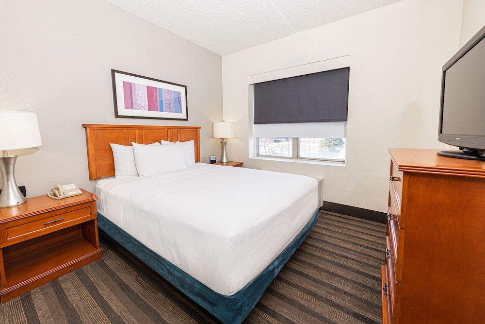 Hyatt House Chicago Schaumburg 14/50