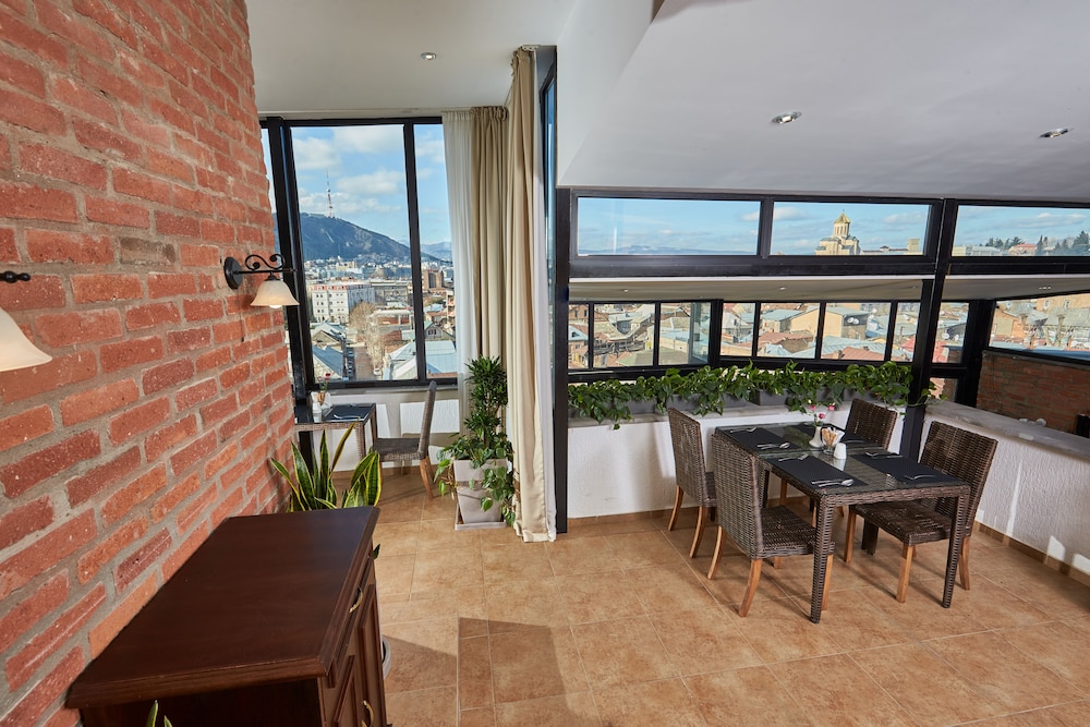 Tbilisi Laerton Hotel 36/50