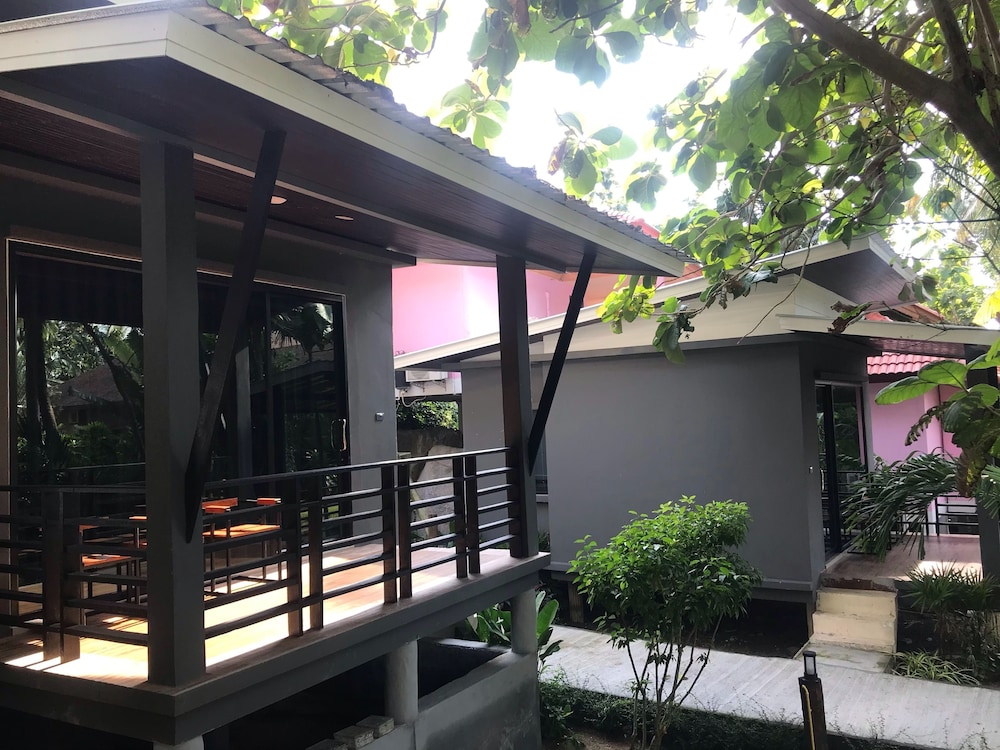 Rin Beach Resort 9/70