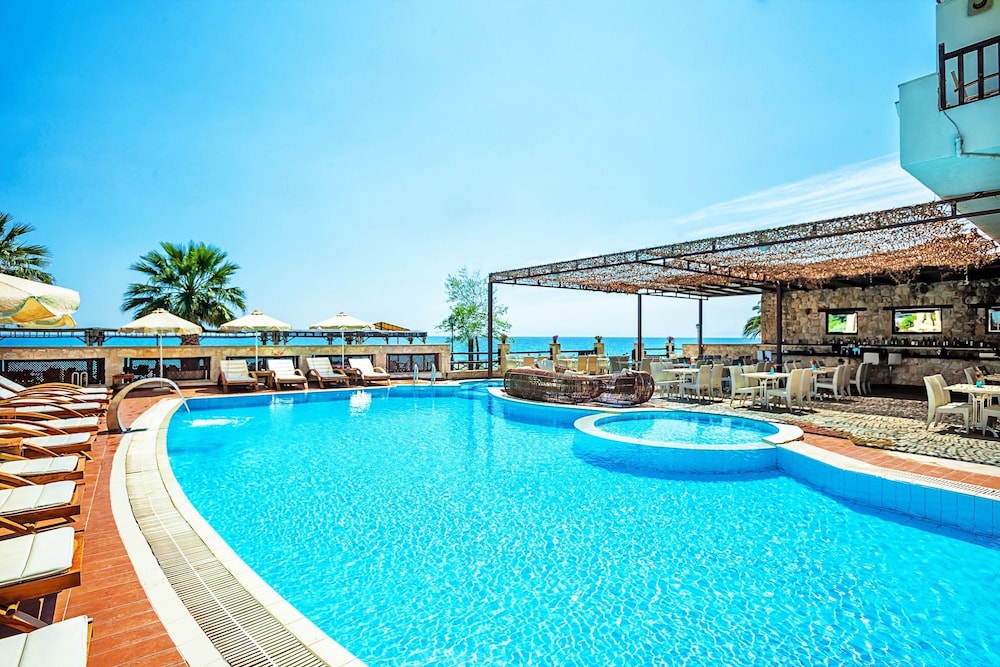 Xenios Possidi Paradise Hotel 25/50