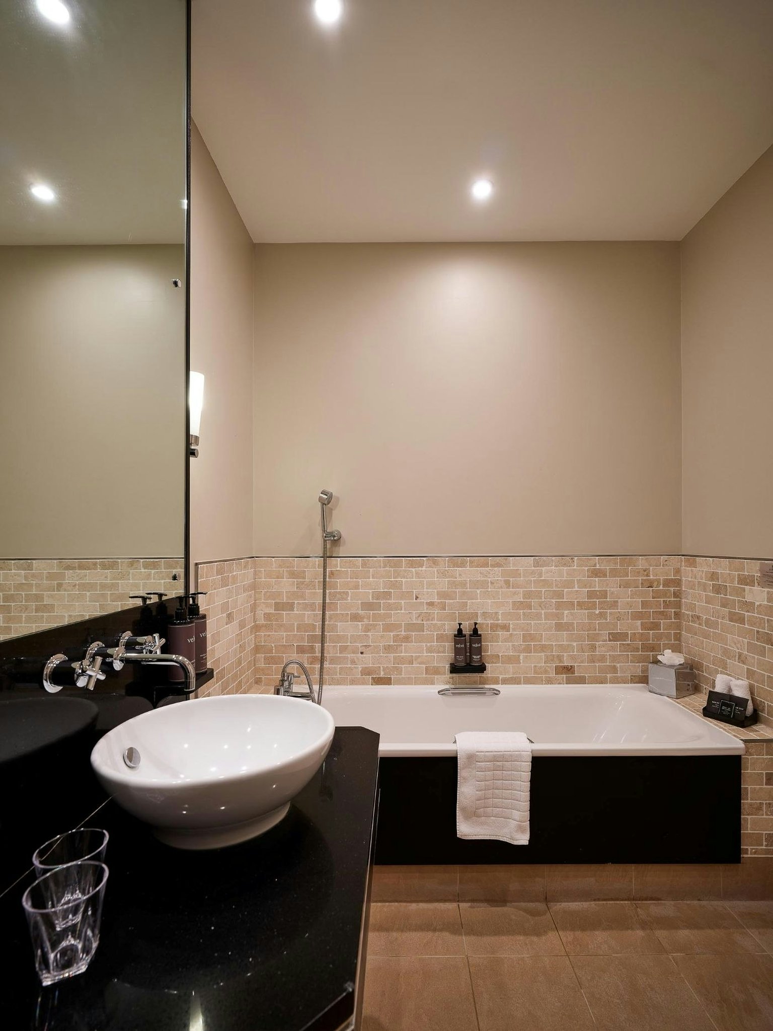 Bowood Hotel and Spa 21/22