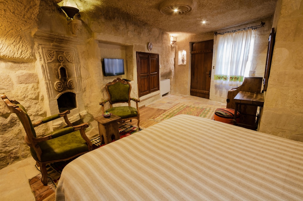 Sultan Cave Suites 17/77