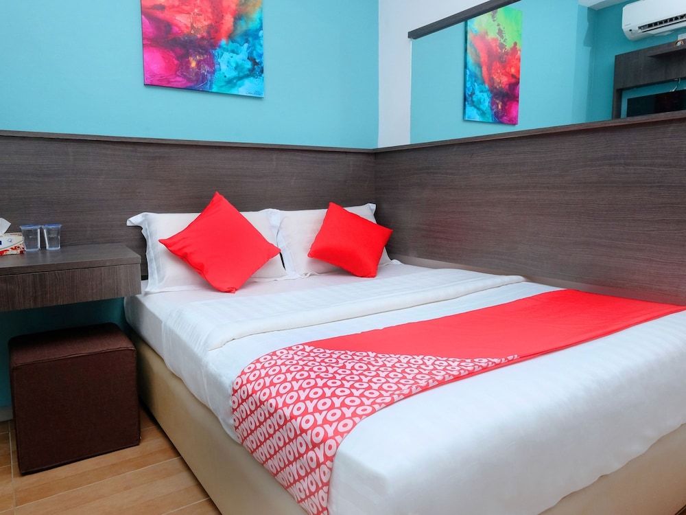 Oyo 768 Fajar Baru Boutique Hotel 22/39