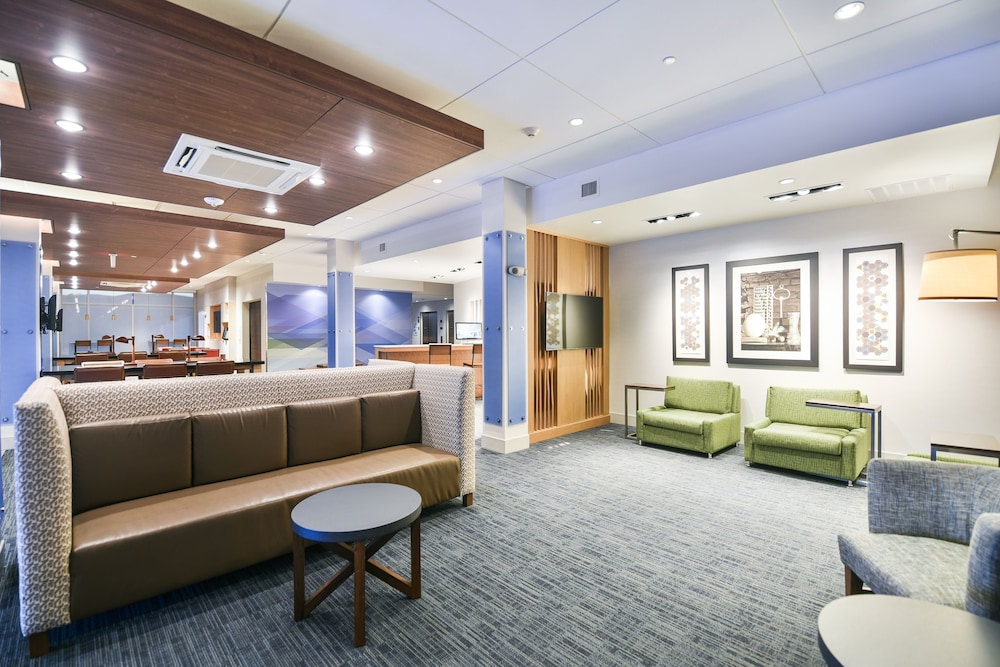 Holiday Inn Express & Suites Lehi Thanksgiving Point 6/58