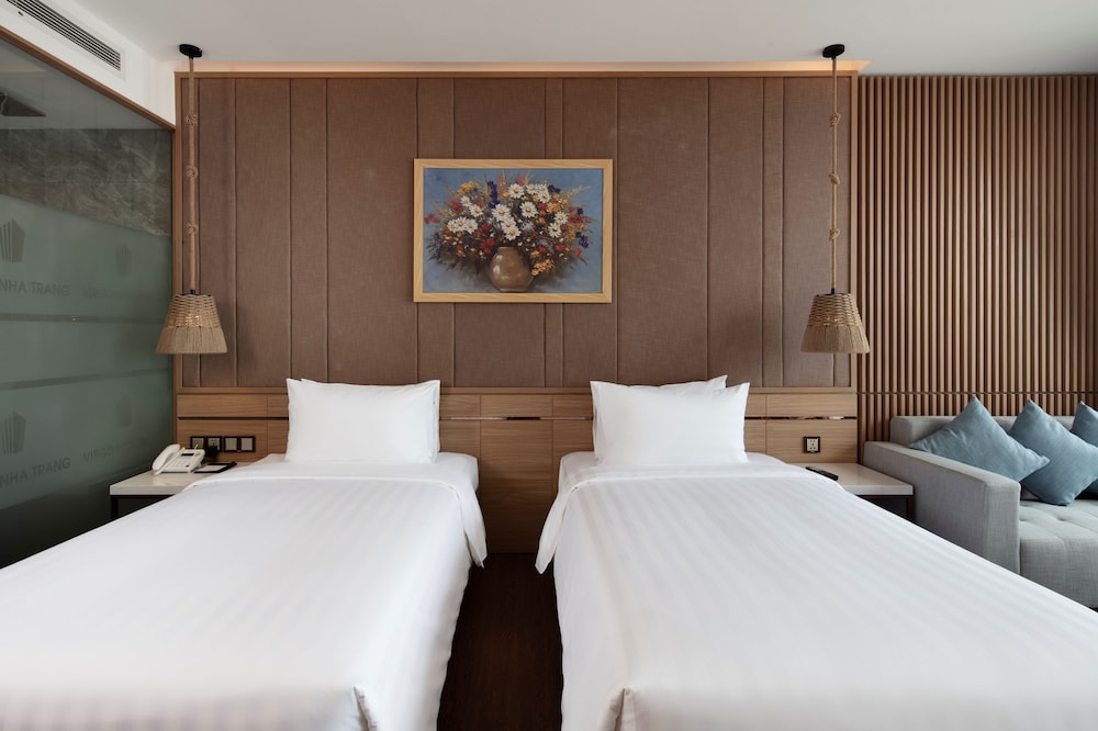 Virgo Hotel 41/79