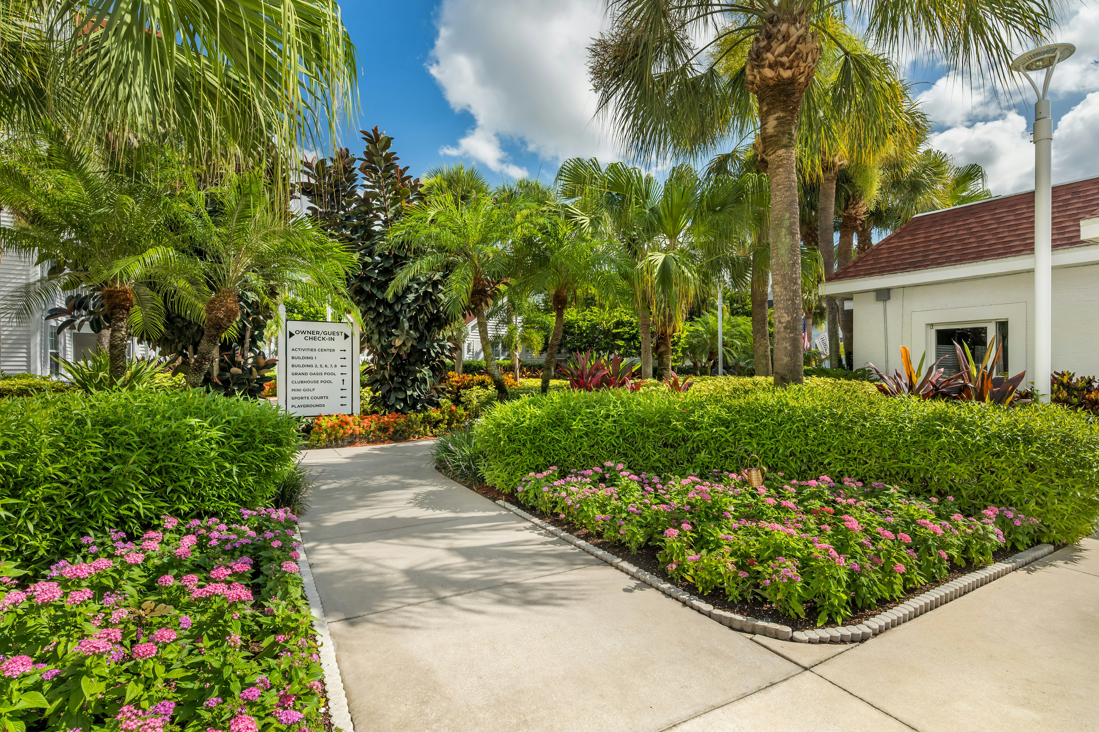 Hilton Vacation Club Grand Beach Orlando 15/19