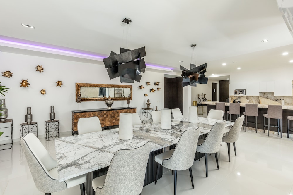 Serenity Hotel Boutique 57/70