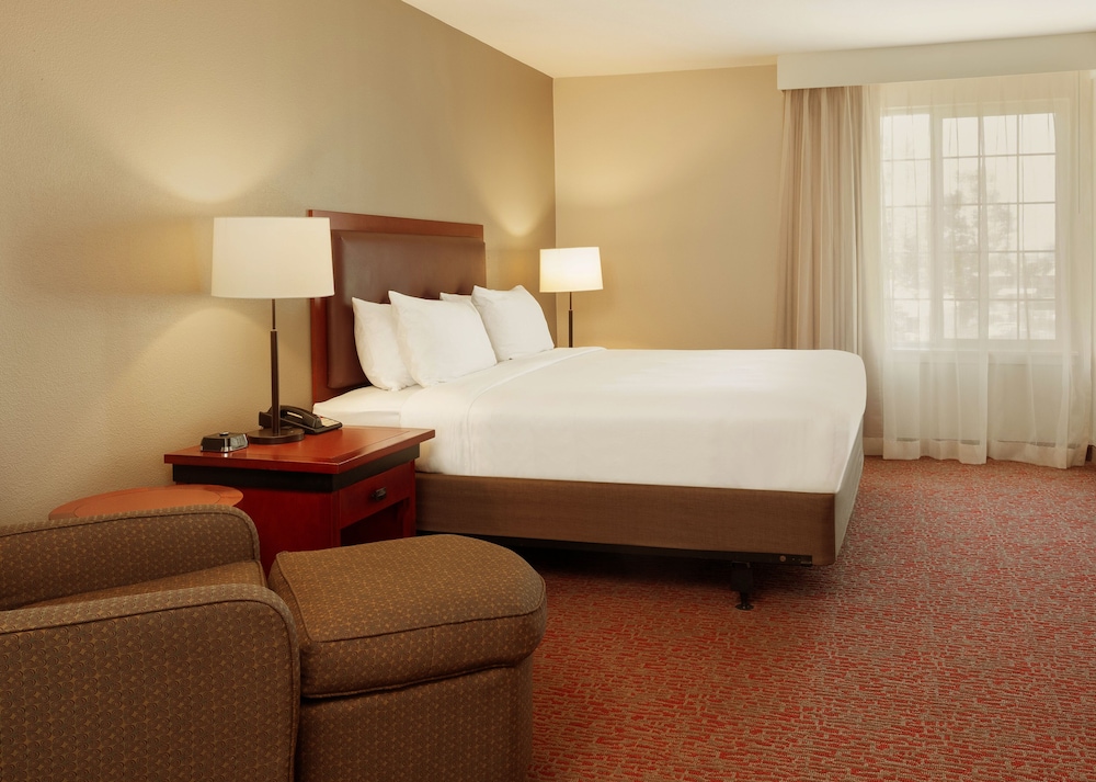 Larkspur Landing Sunnyvale - An All-Suite Hotel 7/48