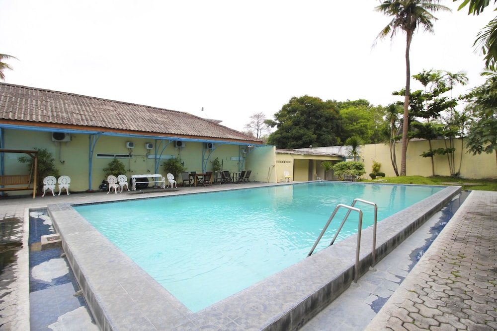 Sriwedari Yogyakarta Hotel 22/32