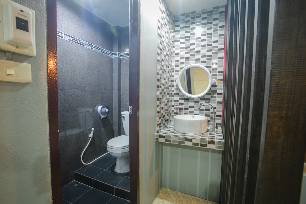 Phang Nga Guesthouse 118/121