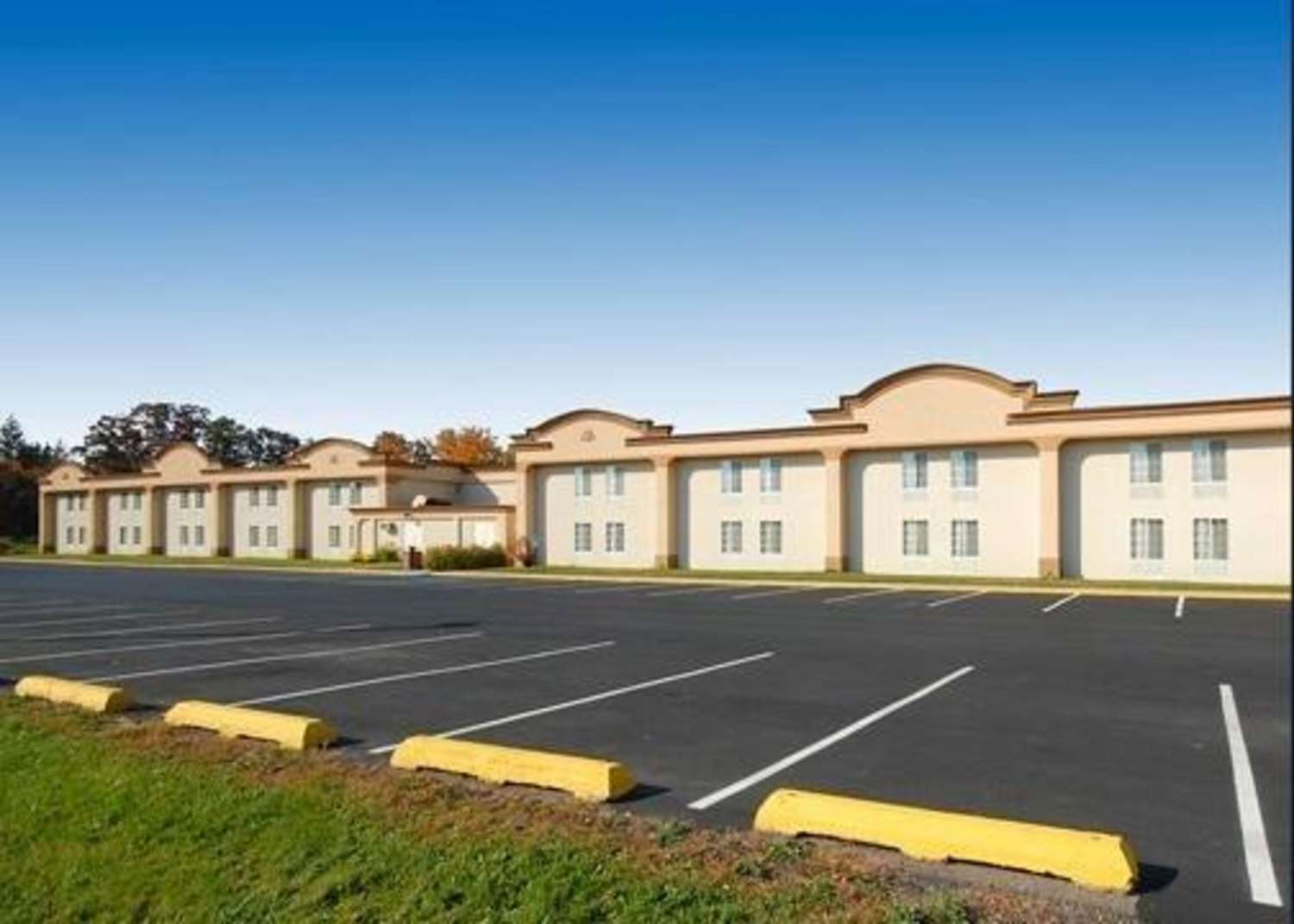 Quality Inn & Suites Danville 11/24