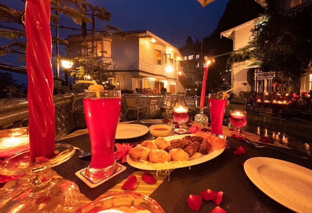 Udaan Dekeling Resort 47/54