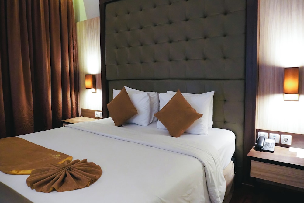 Crystal Lotus Hotel 18/63