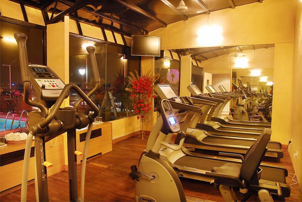 Ramada by Wyndham Jaipur 23/46