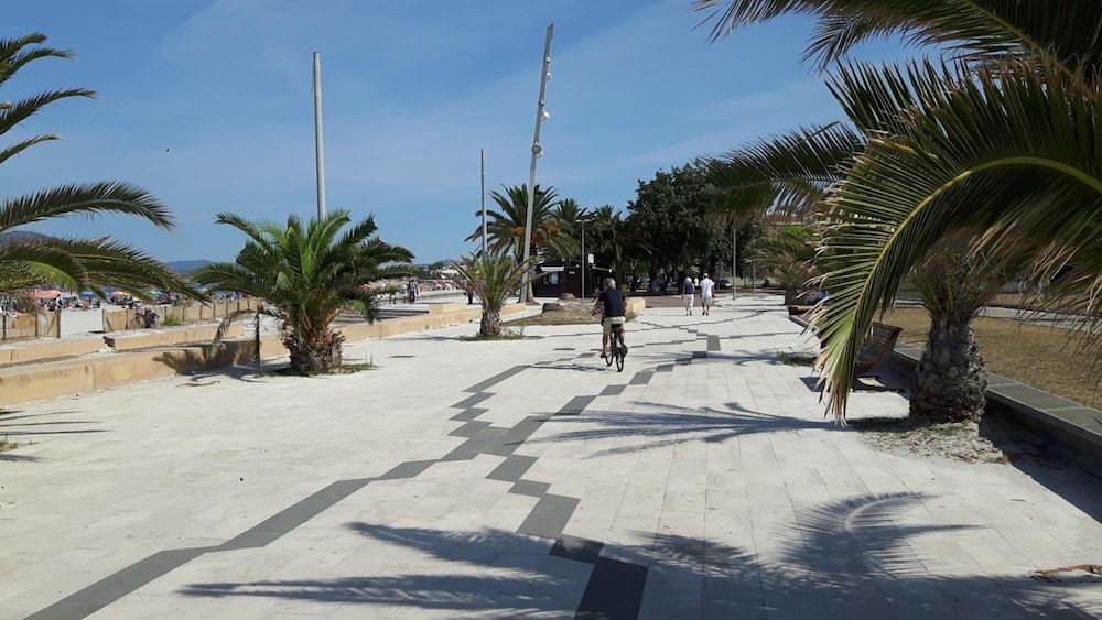 ALGHERO CITY HOTEL(FORMERLY Hotel Barcellona) 38/42