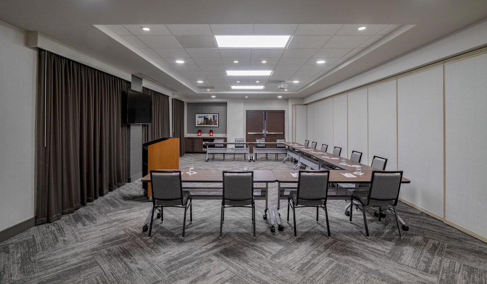Hyatt Place Blacksburg / University 44/56