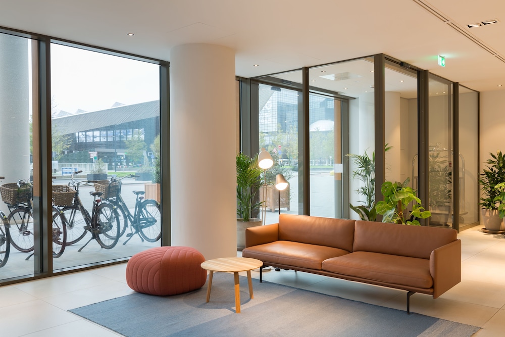 Premier Suites Plus Rotterdam 31/50