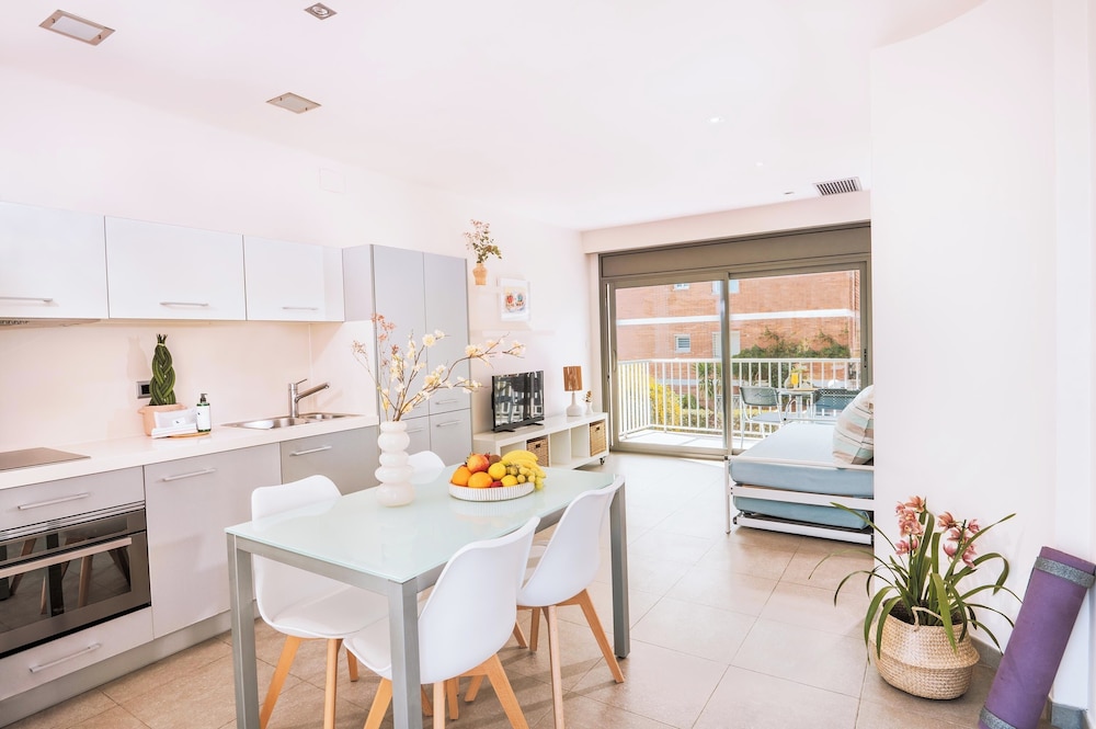 Apartaments Marfina 37/59