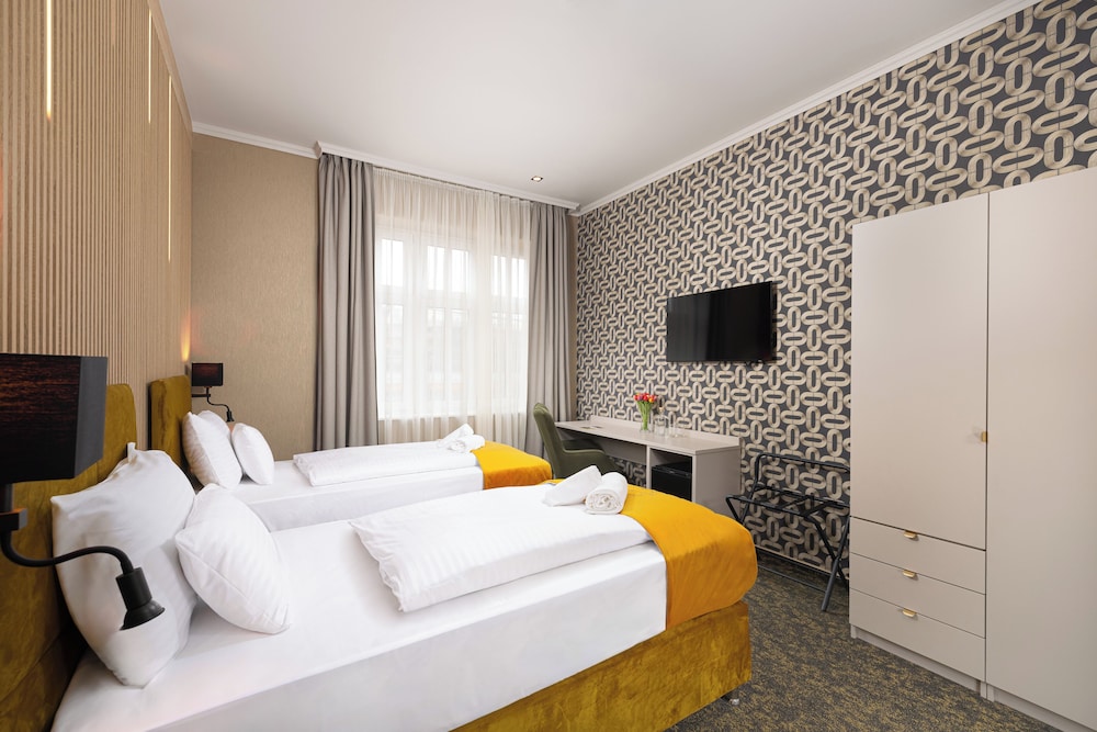 Hotel Allora 10/48