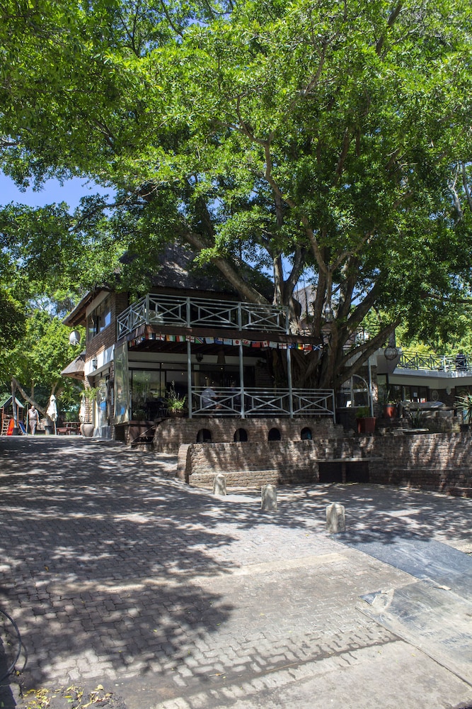Areena Riverside Resort 31/43