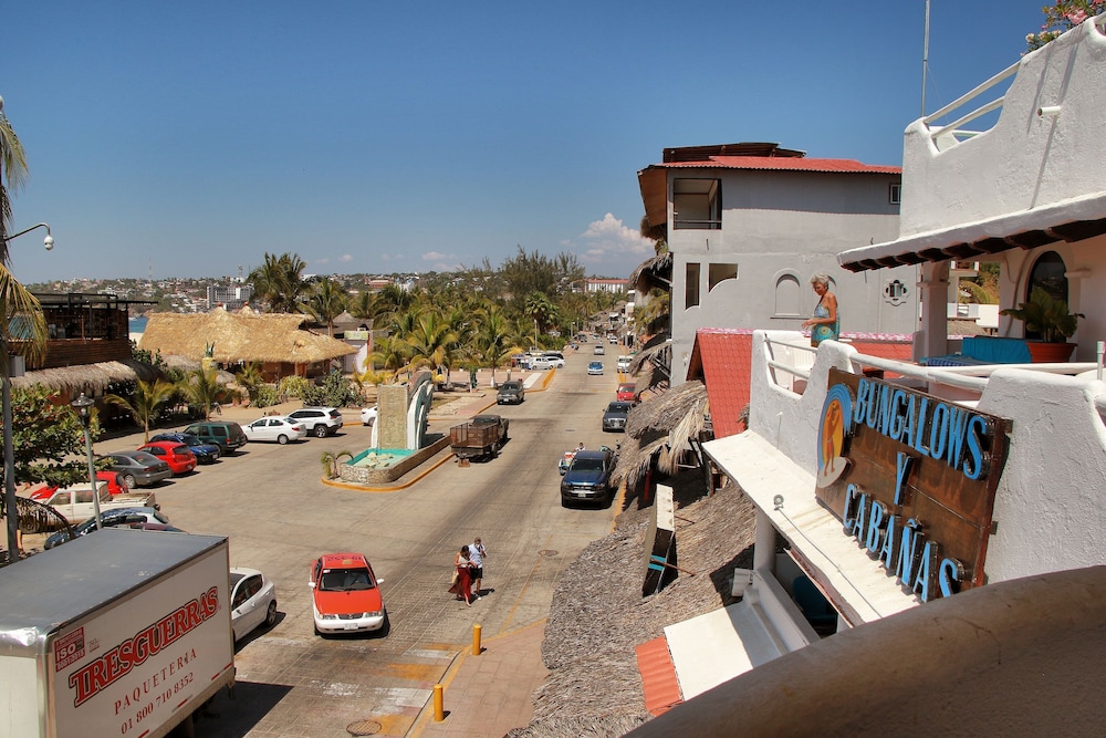 Hotel y Bungalows Acuario 48/60