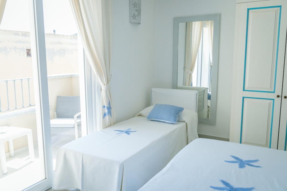 Regina Simius Hotel 19/50