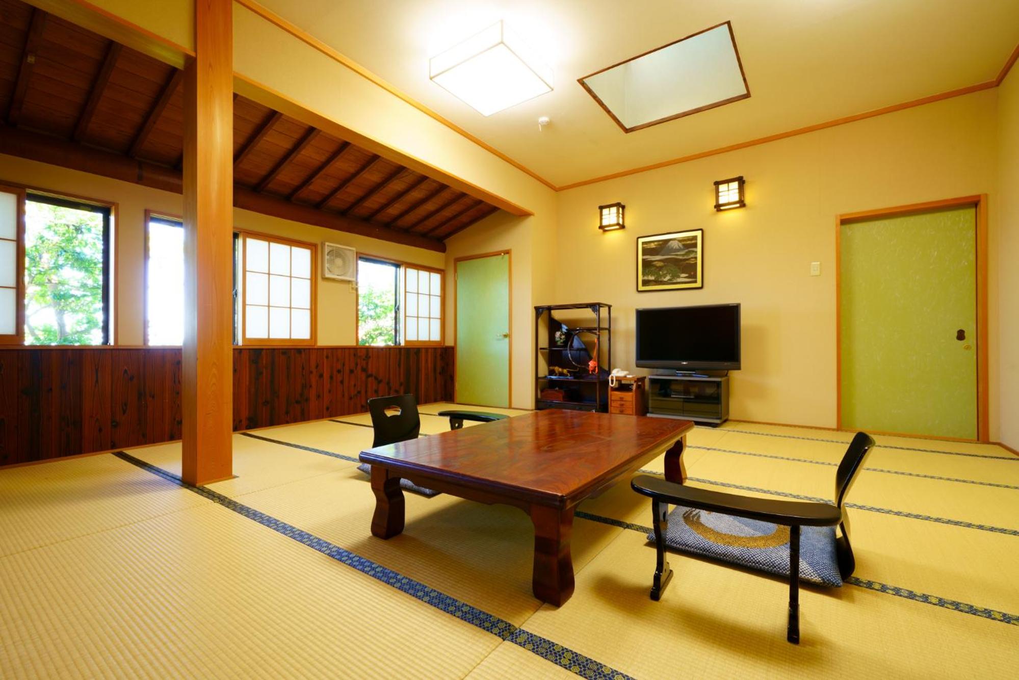 Beppu Showaen 37/44