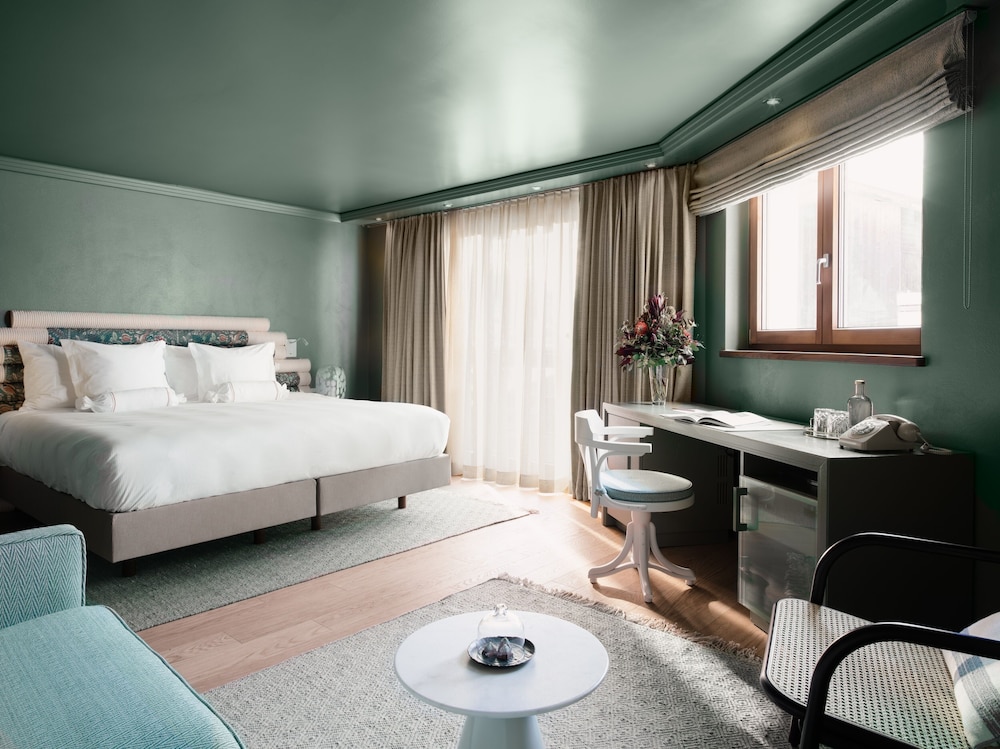 King Bed, with View, Parkhotel Beau-Site 9/10