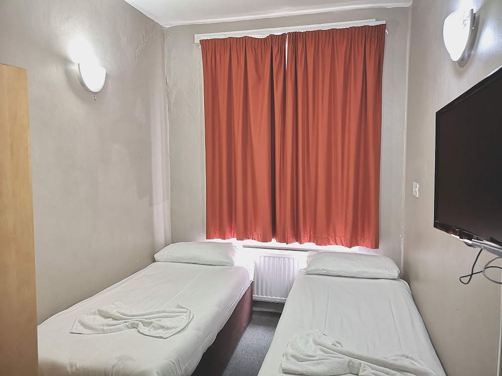 Aquarius Hotel 13/27